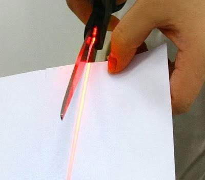 قیچی لیزری Laser Scissors