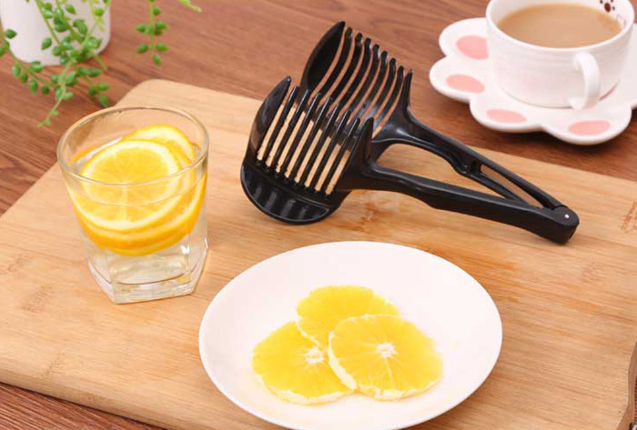 Practical Lemon Tomato Handheld Slicer Fruit Vegetable Holder