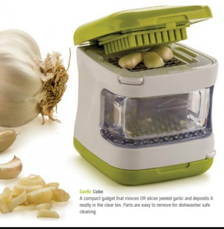 Love-of-Cooking-Easy-Garlic-Press-Garlic-Chopper-0-2 (1)