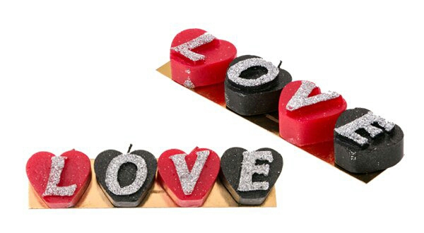 شمع LOVE در دو طرح
